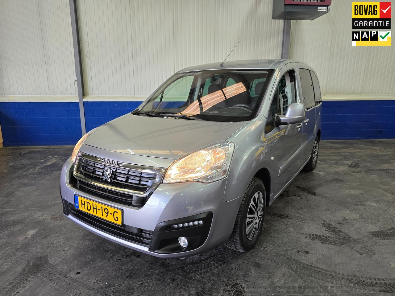 Peugeot Partner Tepee - 1.6 VTi Access 1.6 VTi Access - AutoWereld.nl