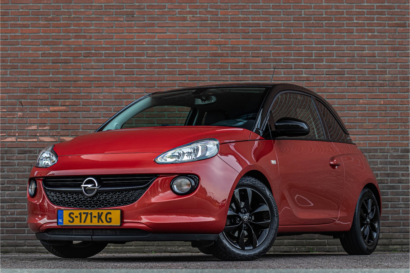 Opel ADAM - 1.2 Jam 1.2 Jam, Carplay, Half leder, PDC, Navigatie, Bluetooth, Airco, Cruise control. - AutoWereld.nl