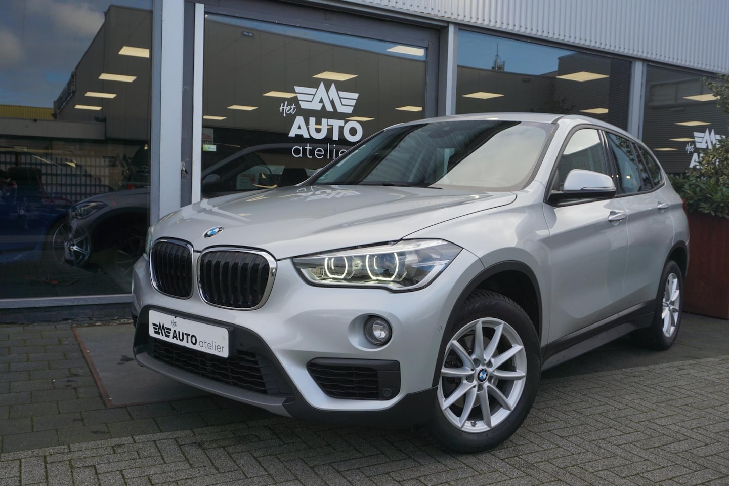 BMW X1 - sDrive18i SDrive18i - AutoWereld.nl