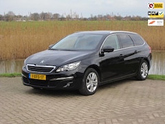 Peugeot 308 SW - 1.2 e-THP Blue Lease Executive/ Panorama