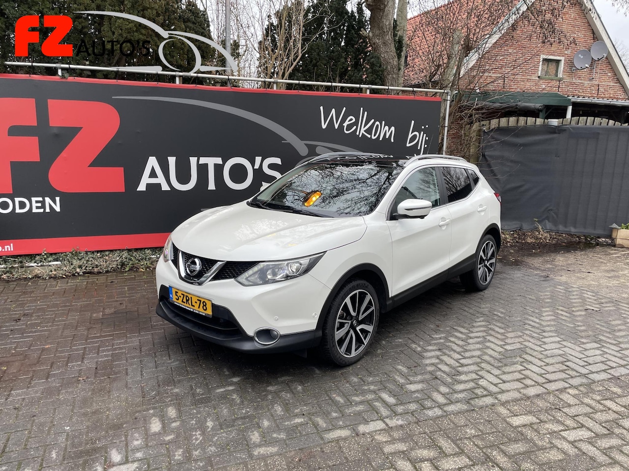 Nissan Qashqai - 1.6 Tekna | Airco | Trekhaak | Cruise Control | - AutoWereld.nl