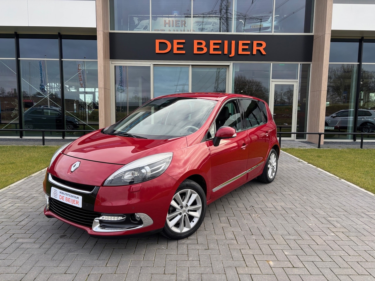 Renault Scénic - 2.0 Privilege Automaat I Trekhaak - AutoWereld.nl