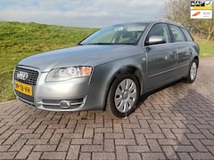 Audi A4 Avant - 2.0i Pro Line Business Cruise Climate Navi Dealer Onderhouden in nw staat