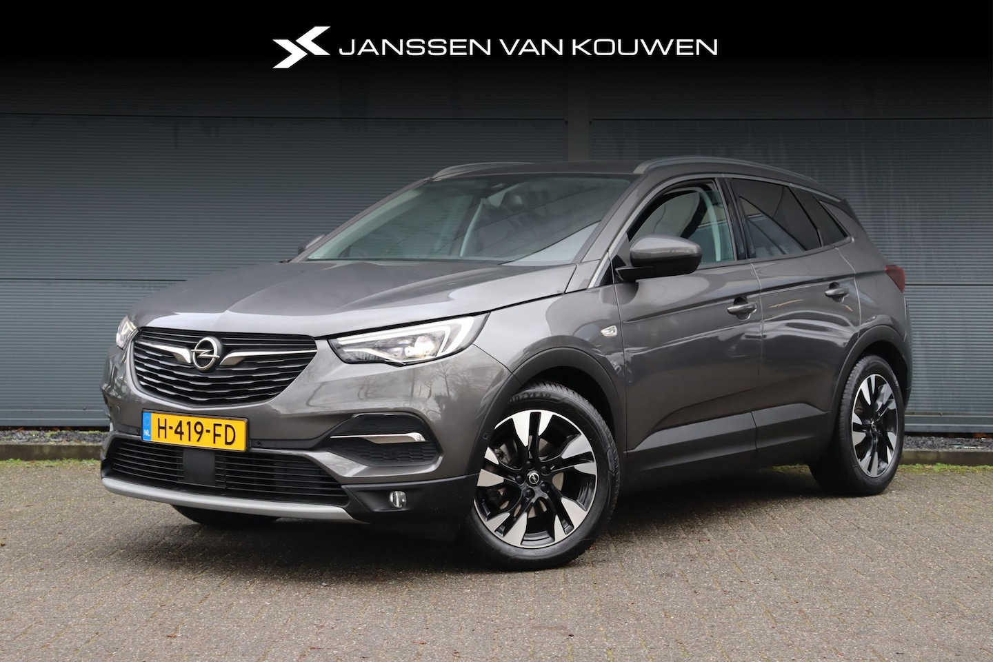 Opel Grandland X - 1.2 Turbo Business Executive Trekhaak AGR Navi Clima - AutoWereld.nl