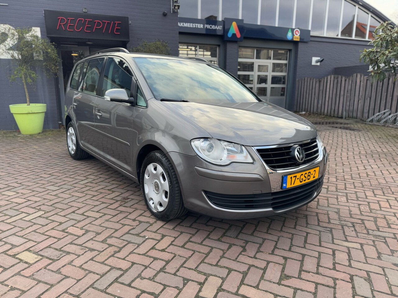 Volkswagen Touran - 1.4 TSI Comfortline Business Cilinderkop gereviseerd + nieuwe Distr. ketting. - AutoWereld.nl