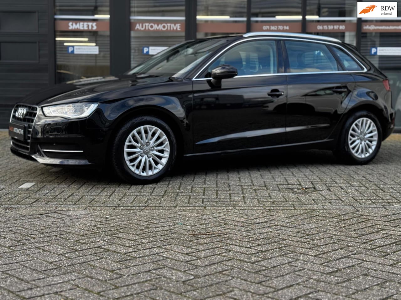 Audi A3 Sportback - 1.4 TFSI Ambiente Pro Line 1.4 TFSI Ambiente Pro Line,Automaat,Pano - AutoWereld.nl