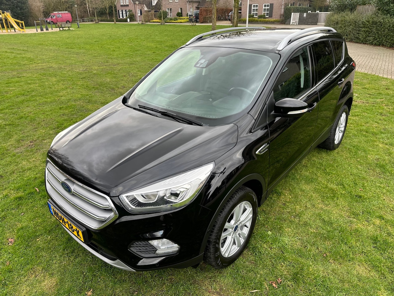 Ford Kuga - 1.5 EcoBoost Titanium *NAVIGATIE*CAMERA*AIRCO*CRUISE-CONTROL* - AutoWereld.nl