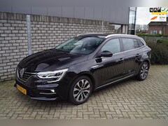 Renault Mégane Estate - 1.3 TCe Luxe ADAPTIEVE CRUISE Leder Sportst Stoel/Stuurverw Navi Camera Head-Up Clima 2x P