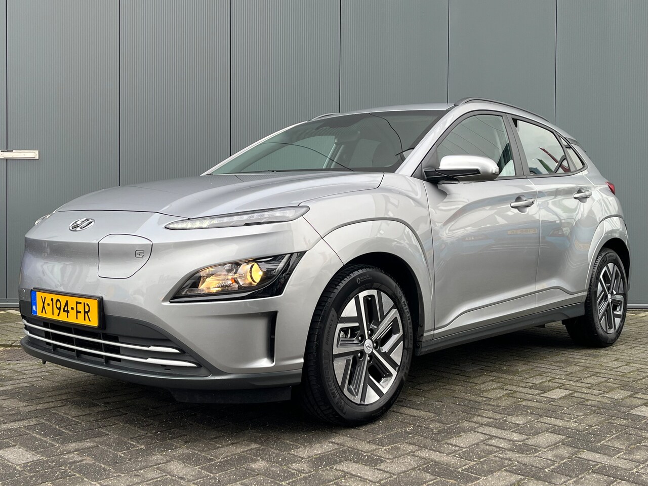 Hyundai Kona Electric - EV Pure 64 kWh 64 kWh 204pk Pure | LED | Camera | Climate | Carplay | Keyless | Navigatie - AutoWereld.nl