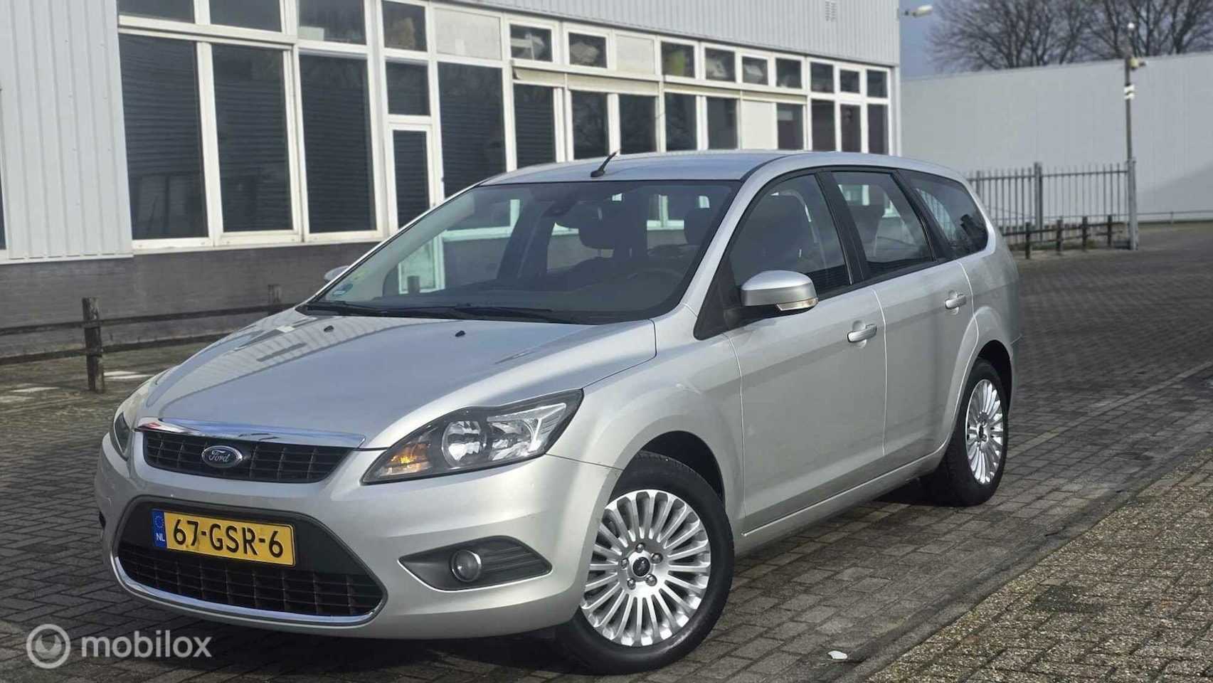 Ford Focus Wagon - 1.6 Titanium/APK/ClimateControl/Cruise - AutoWereld.nl