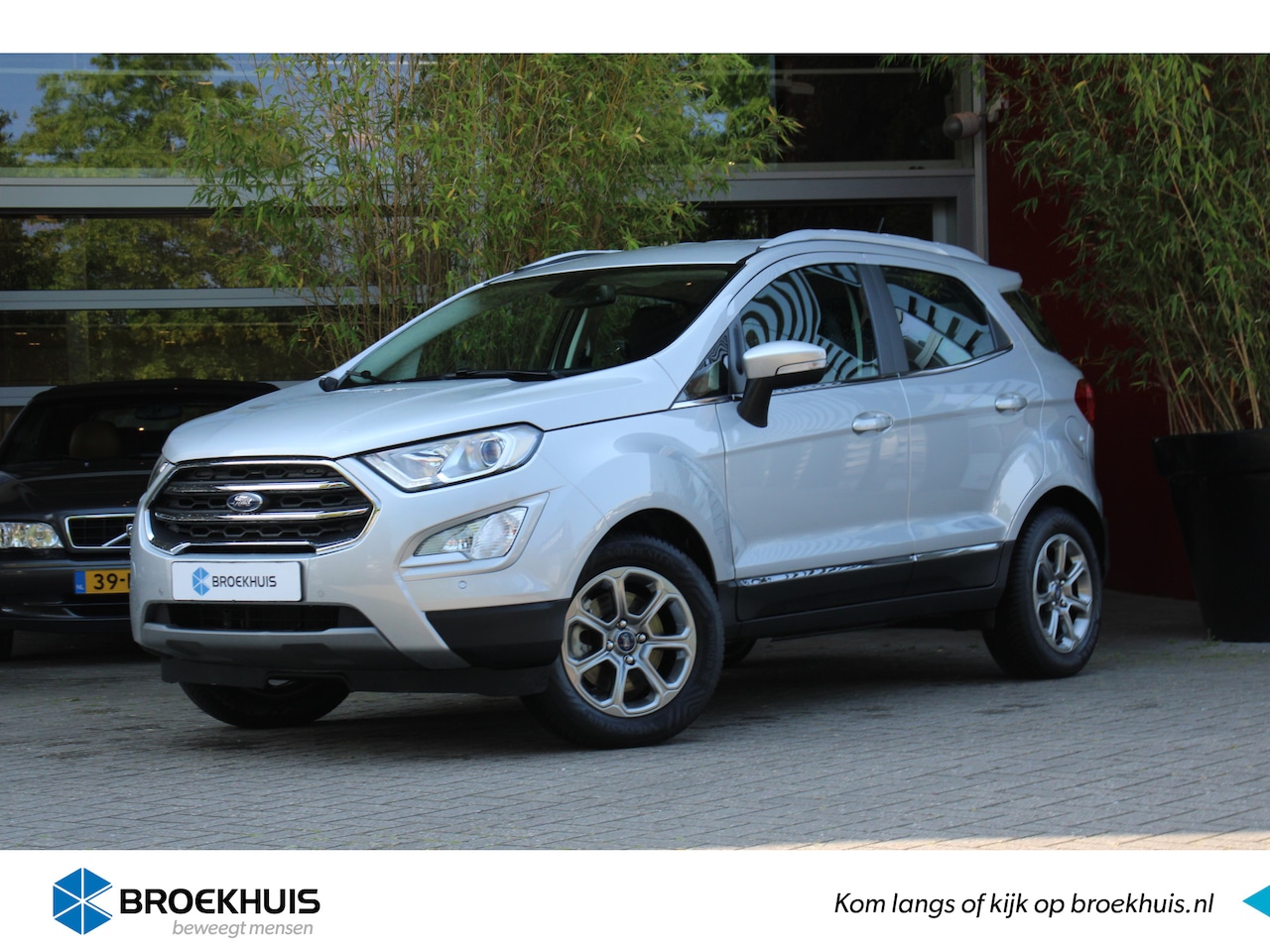 Ford EcoSport - 1.0 125pk EcoBoost Titanium | Afneembare trekhaak | Parkeersensoren | Navigatie | CarPlay - AutoWereld.nl