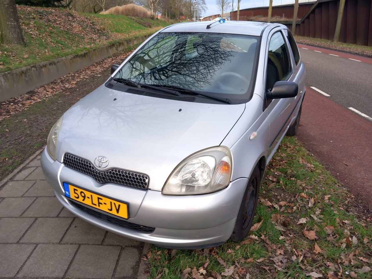 Toyota Yaris - 1.3-16V VVT-i YORIN 1.3-16V VVT-i YORIN - AutoWereld.nl