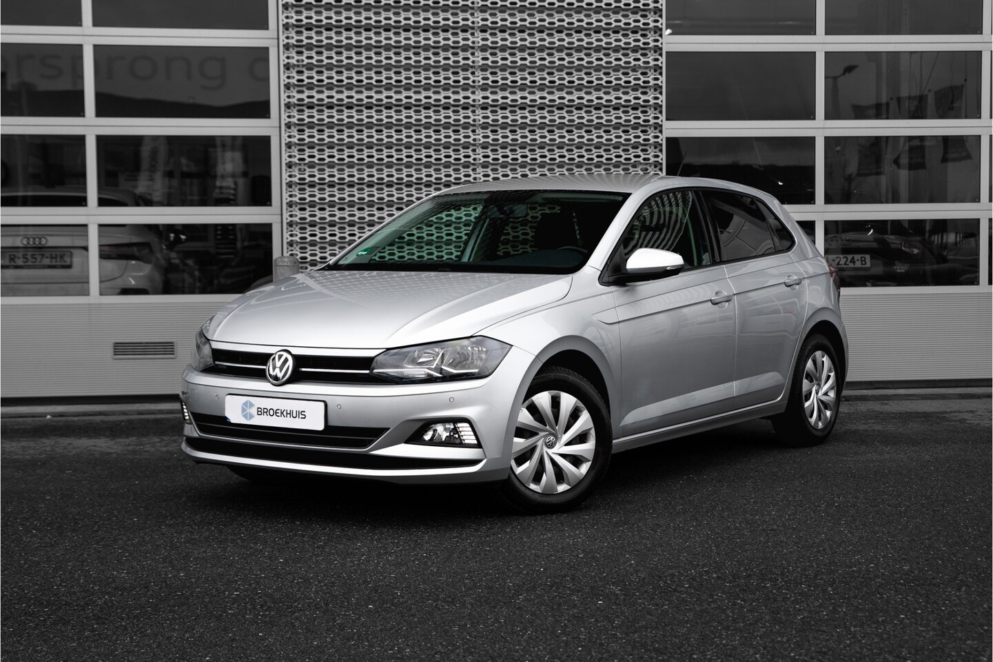 Volkswagen Polo - 1.0 TSI Comfortline Business | Climate Control | Navigatie | Carplay | Adapt. Cruise - AutoWereld.nl