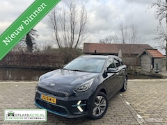 Kia e-Niro - ExecutiveLine 64 kWh | Soh 100% | Leder | Jbl