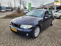 BMW 1-serie - 118i|AIRCO|CARPLAY OPTIONEEL|