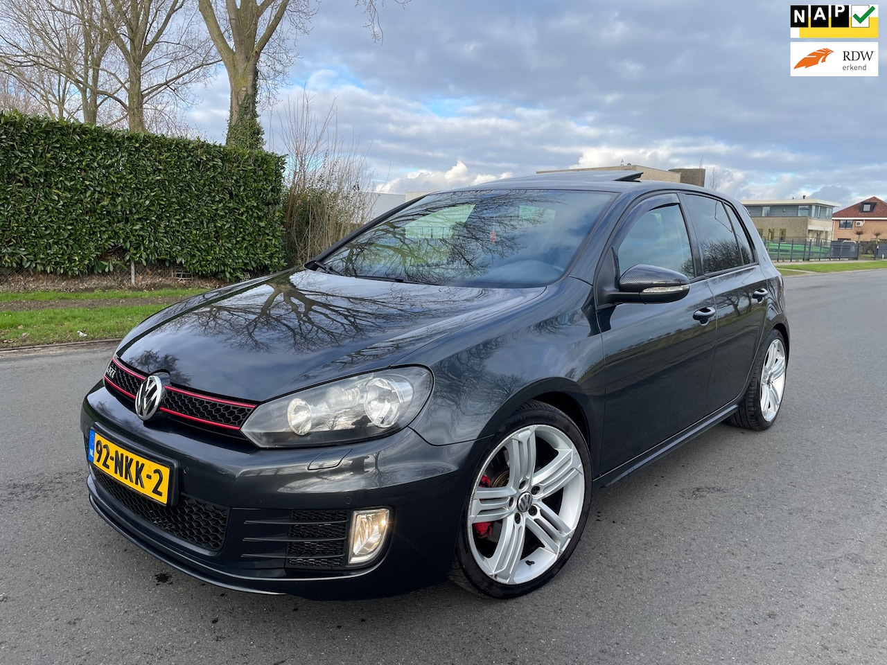 Volkswagen Golf - 2.0 GTI DSG/LEER/DAKJE/CLIMA - AutoWereld.nl