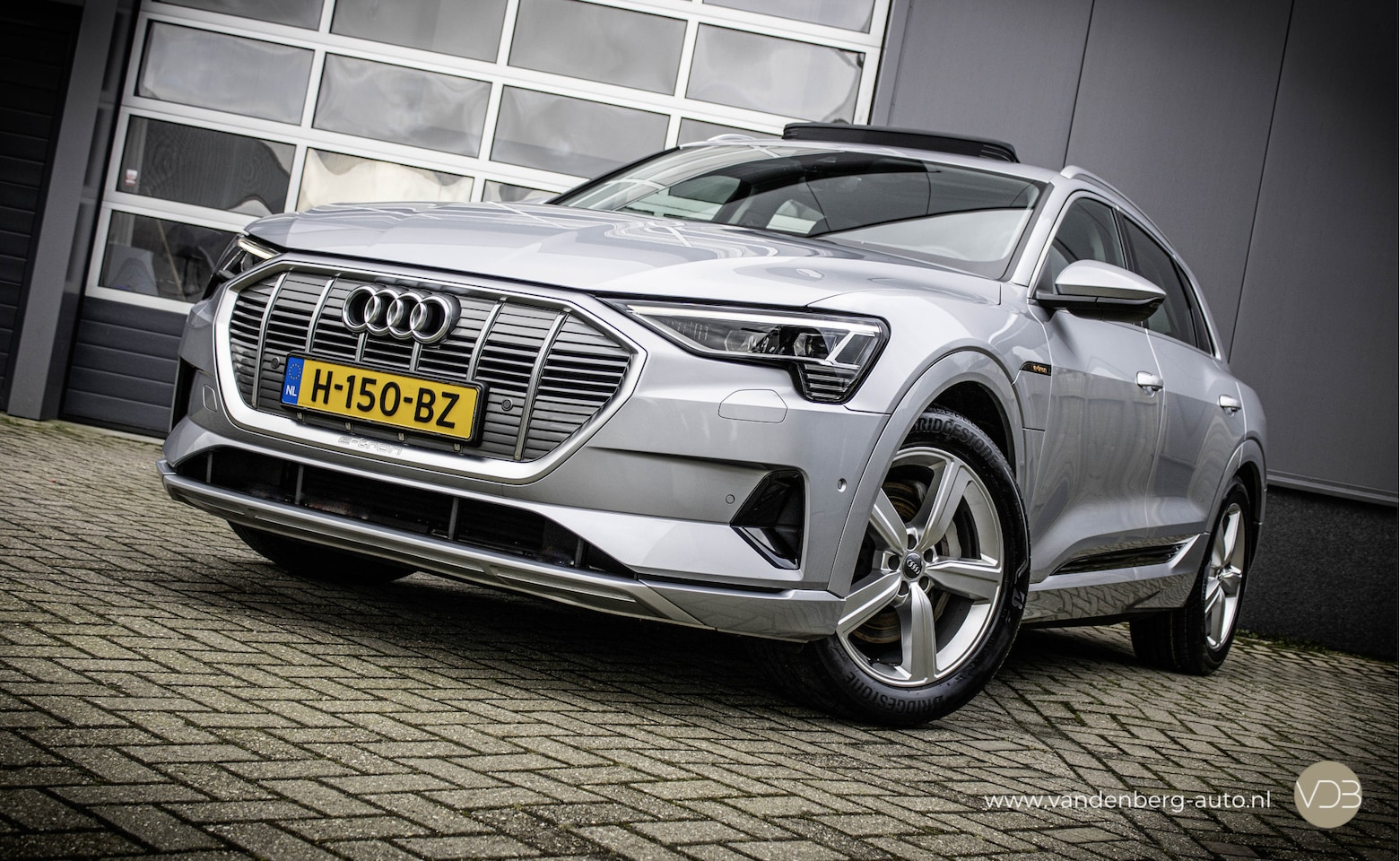 Audi e-tron - 50 Quattro PANO LEER Launch edition plus 71 kWh - AutoWereld.nl