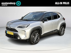 Toyota Yaris Cross - 1.5 Hybrid Adventure AWD *STUUR- EN STOELVERWARMING/ DODEHOEKDETECTIE/ NAVIGATIE/ 36 MAAND