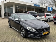 Volvo V60 - 2.0 D3 185pk R-DESIGN Xenon Stoelverwarming