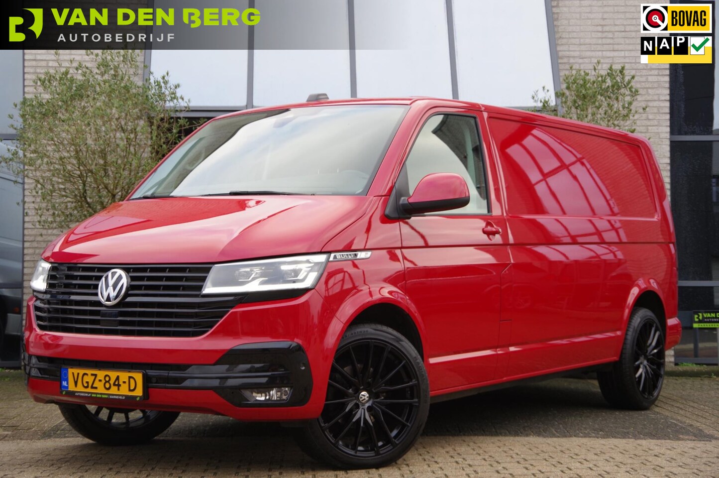 Volkswagen Transporter - 2.0 TDI L2 BULLI 150PK AUT. LED, ADAPT. CRUISE, VIRTUAL, PDC, CAMERA, NAVI, AIRCO, VOORRUI - AutoWereld.nl