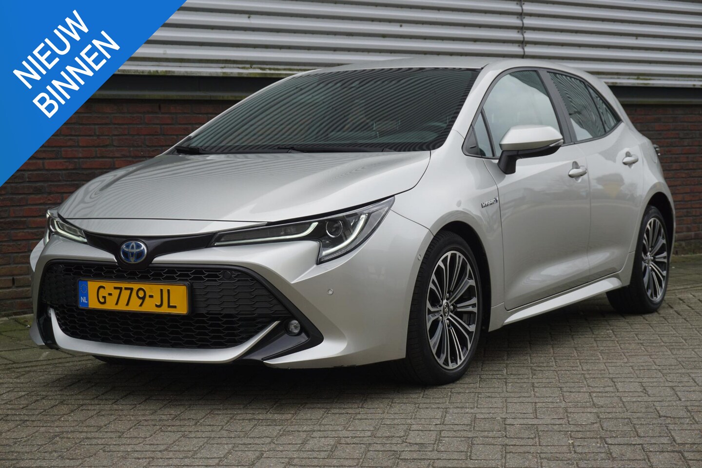 Toyota Corolla - 1.8 Hybrid Business Intro/Head-Up/17Inch/ Stoelverwarming/Dealeronderhouden - AutoWereld.nl