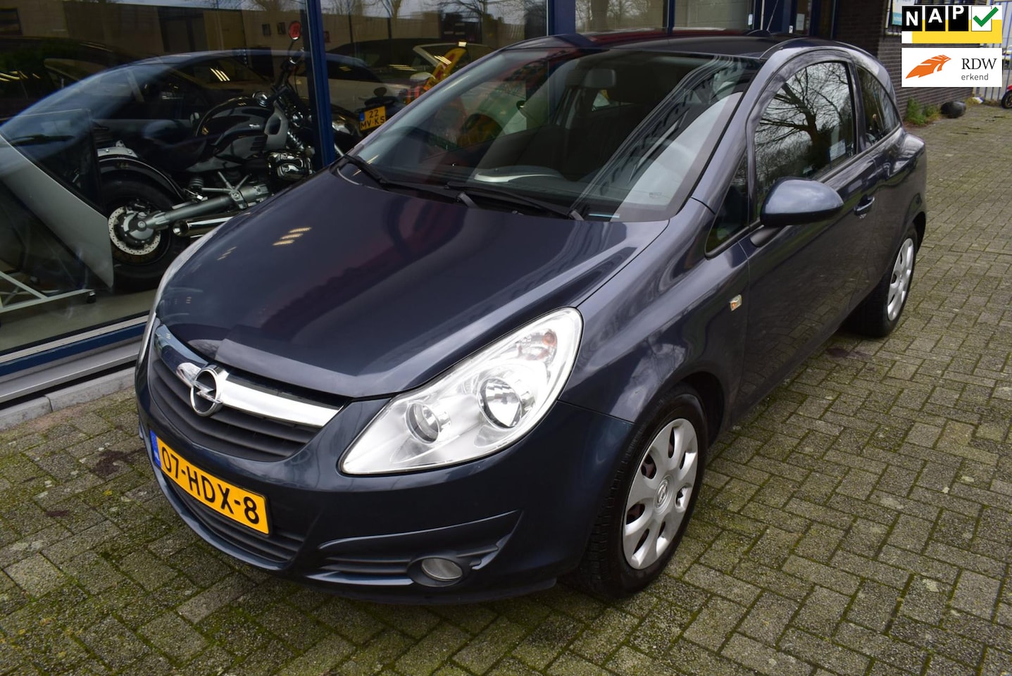 Opel Corsa - 1.4-16V Enjoy airco - AutoWereld.nl