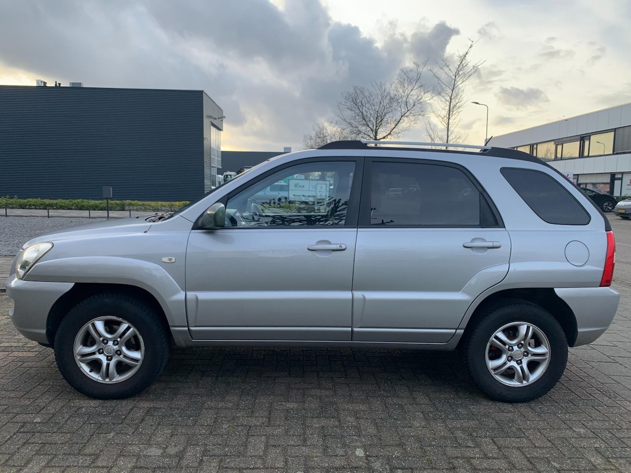 Kia Sportage - 2.0 CVVT Comfort Airco - AutoWereld.nl