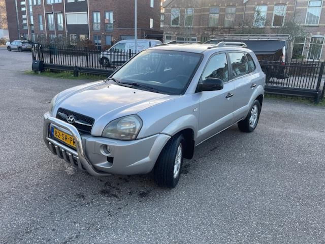 Hyundai Tucson - 2.0i Active! NW Distributie! Airco! Bullbar! - AutoWereld.nl