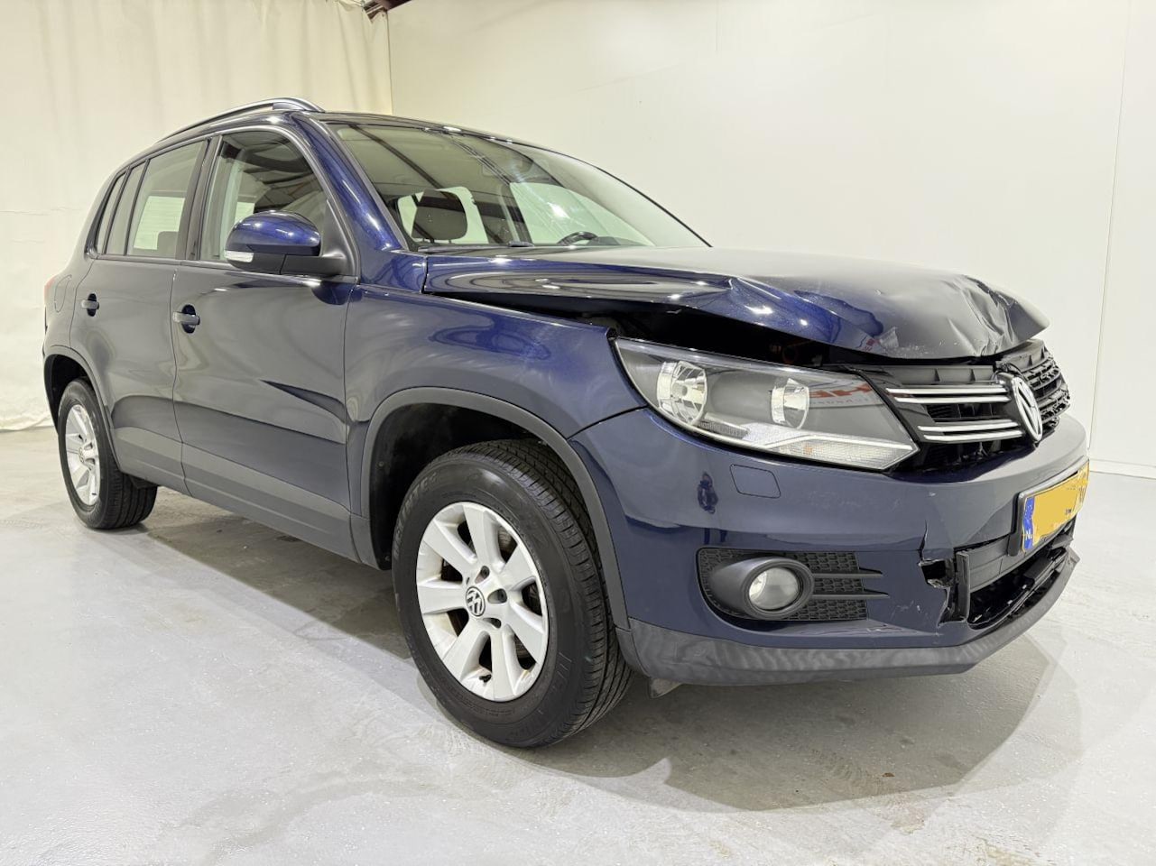 Volkswagen Tiguan - 1.4 TSI Comfort Design - AutoWereld.nl