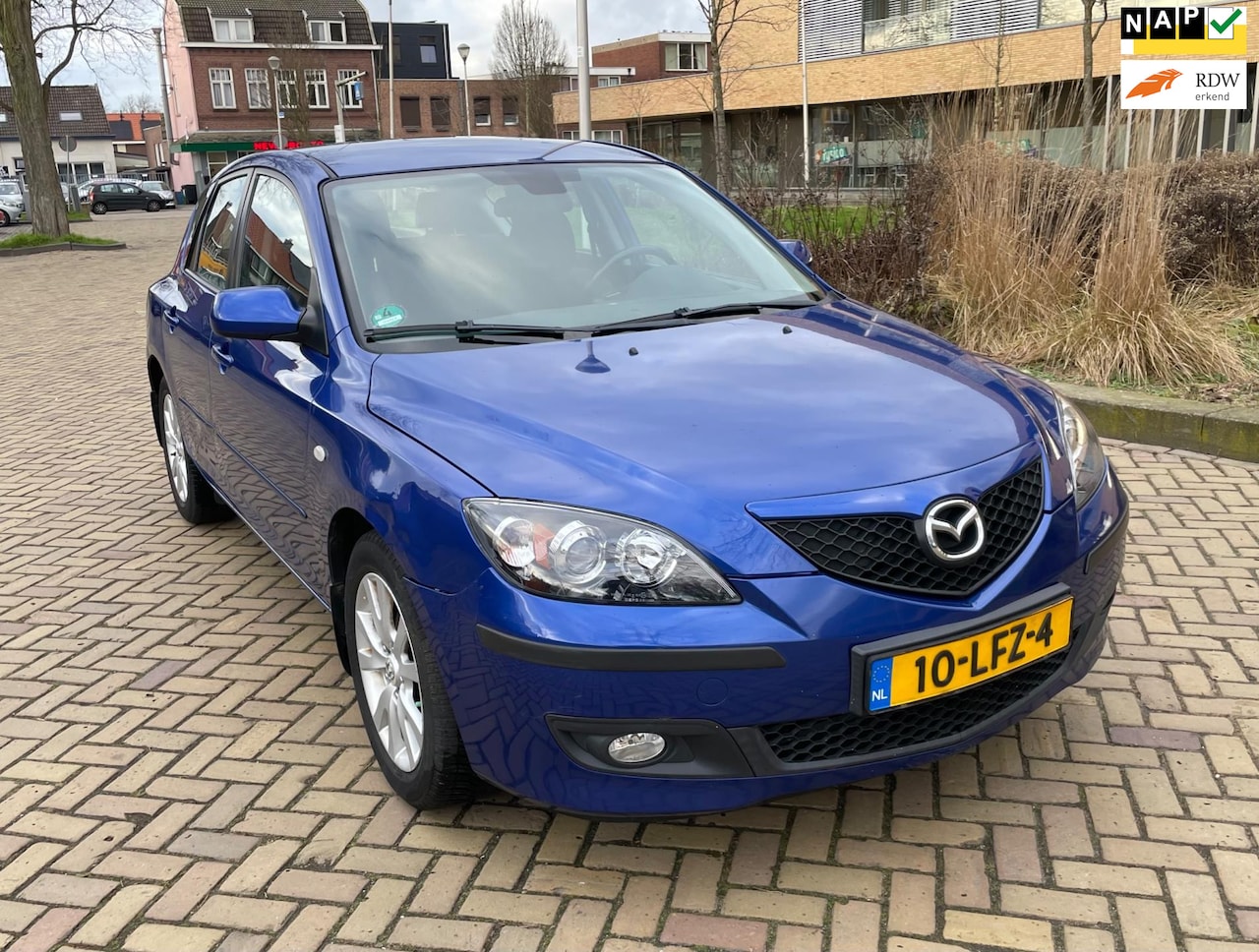 Mazda 3 - 1.6 S-VT Executive 1.6 S-VT Executive, Automaat. - AutoWereld.nl