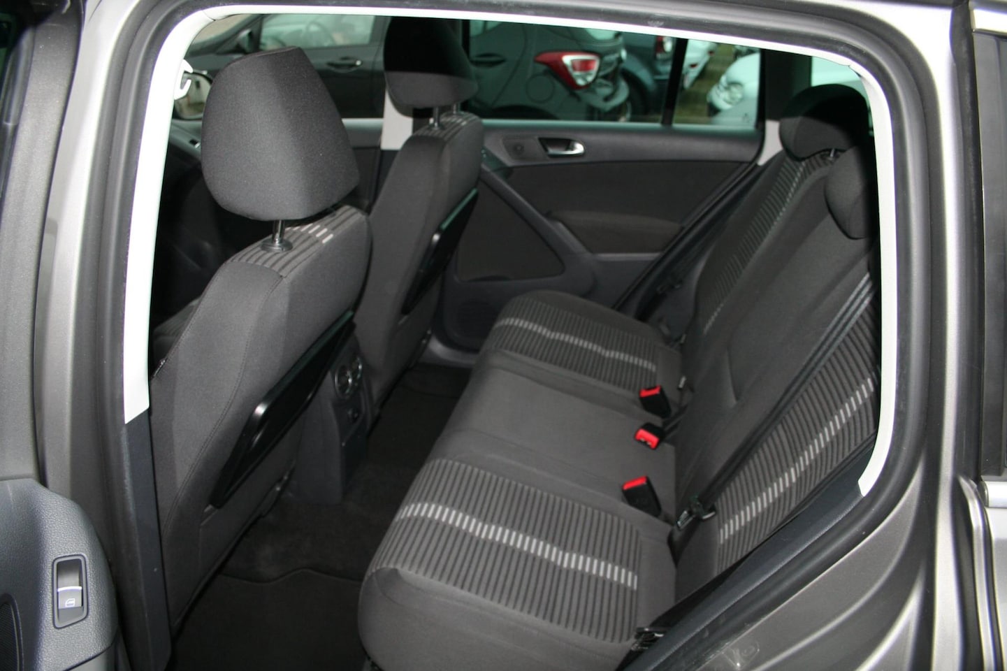 Volkswagen Tiguan - 1.4 TSI Sport&Style, navi, airco, cruise