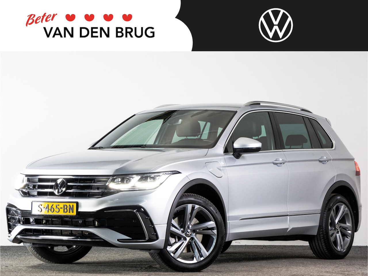 Volkswagen Tiguan - R-Line 1.4 TSI eHybrid 245 pk Automaat | IQ Matrix-LED | Keyless | Trekhaak | Camera | Sto - AutoWereld.nl