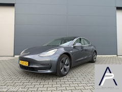 Tesla Model 3 - Long Range DUAL MOTOR AWD 75 kWh AUTOPILOT BTW