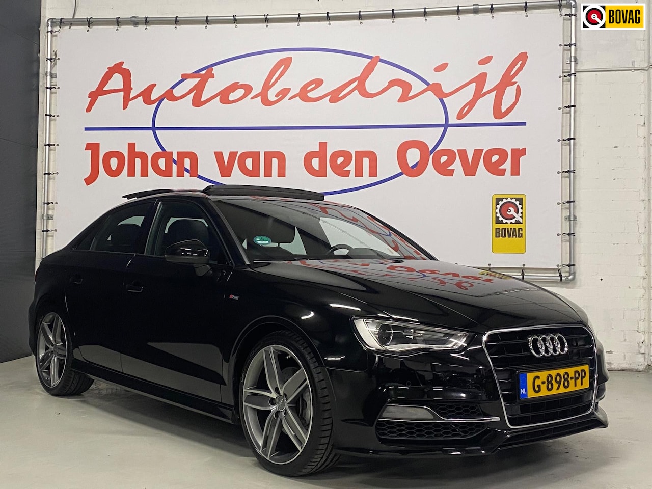 Audi A3 Limousine - 1.8 TFSI Ambiente Pro Line Plus|S-line|Schuifdak|Stoelverwarming - AutoWereld.nl