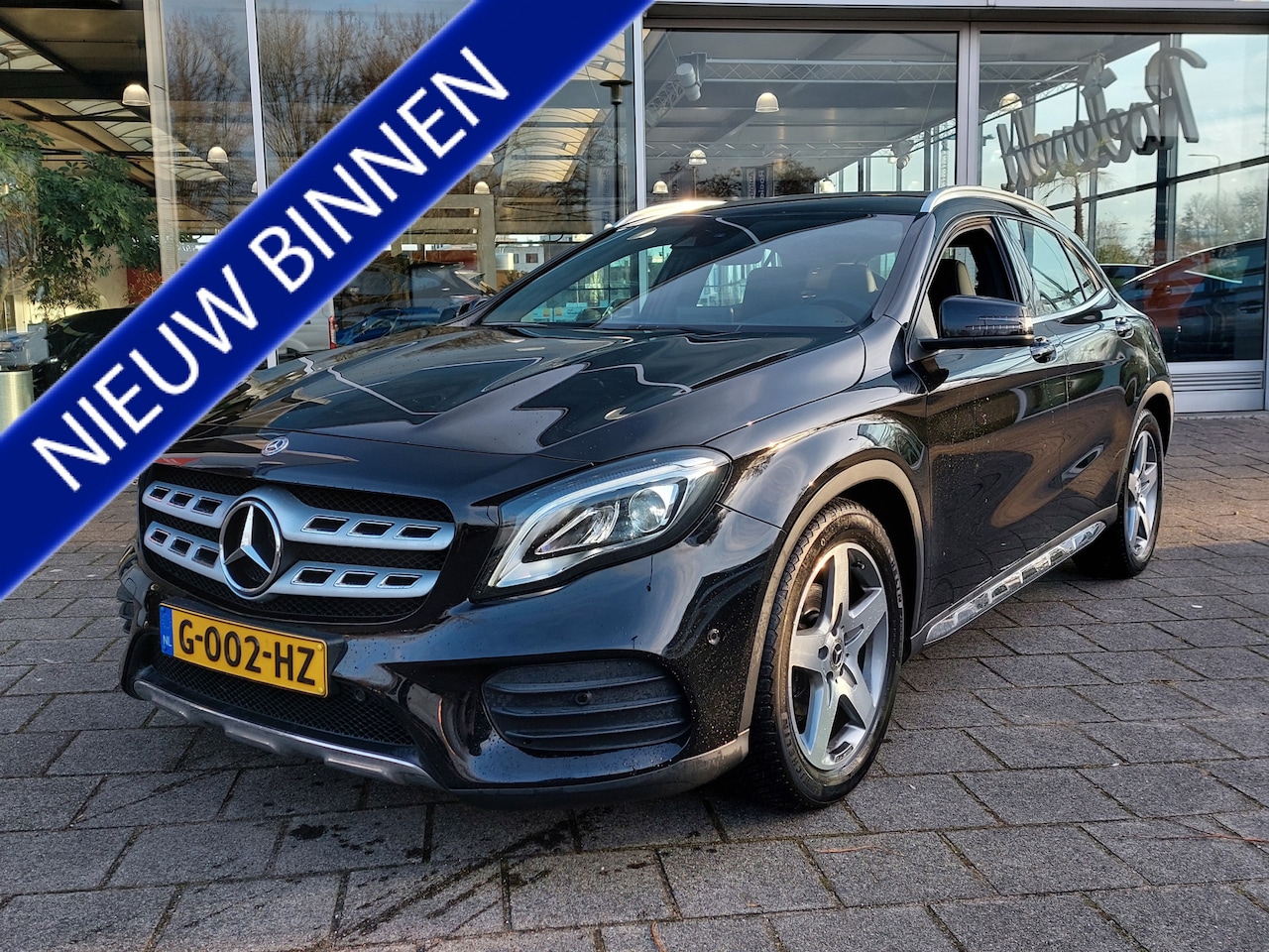 Mercedes-Benz GLA-Klasse - 180 122pk Automaat Business Solution AMG | Origineel NL | Navi + Apple Carplay+Android Aut - AutoWereld.nl