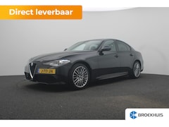 Alfa Romeo Giulia - 2.0T Super Veloce | Vol leder | Groot Nav. | Veloce interieur | Stoel- en stuurwielverwarm