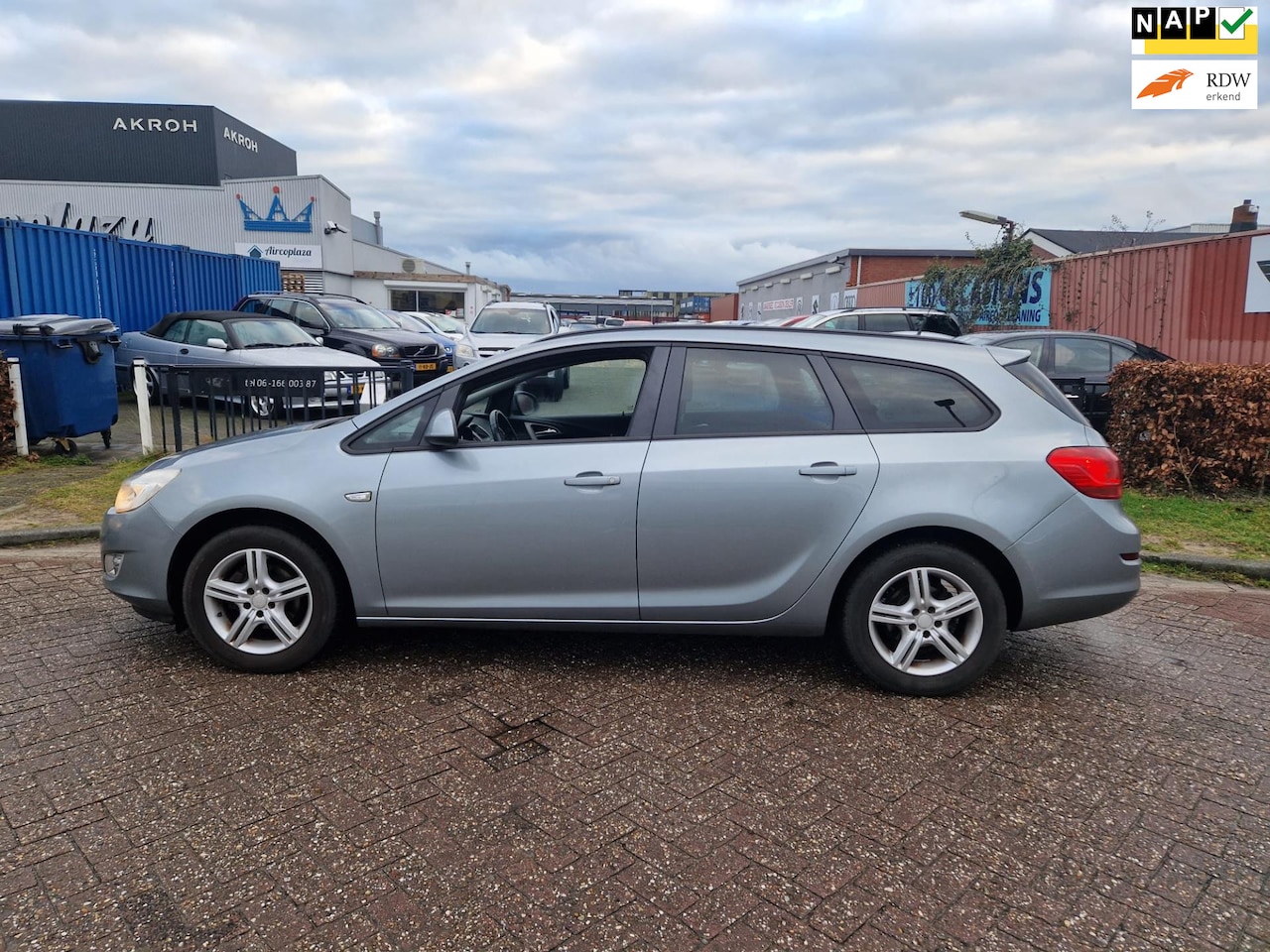 Opel Astra Sports Tourer - 1.4 Business Edition/AIRCO/CRUISE/SCHERP GEPRIJSD!!! - AutoWereld.nl