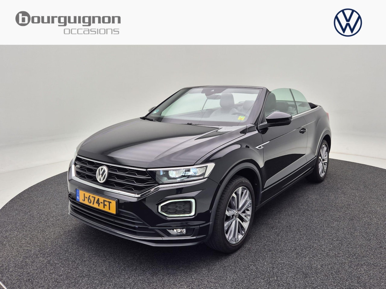 Volkswagen T-Roc Cabrio - 1.5 TSi 150 Pk Automaat R-Line | Trekhaak | Adaptive Cruise | Stoel Verwarming | Parkeerse - AutoWereld.nl