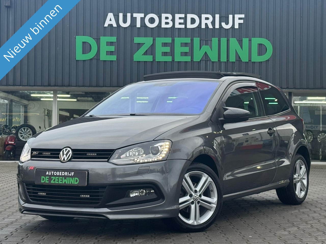 Volkswagen Polo - 1.2 TSI Highline|Pano|Automaat|Rijklaar - AutoWereld.nl