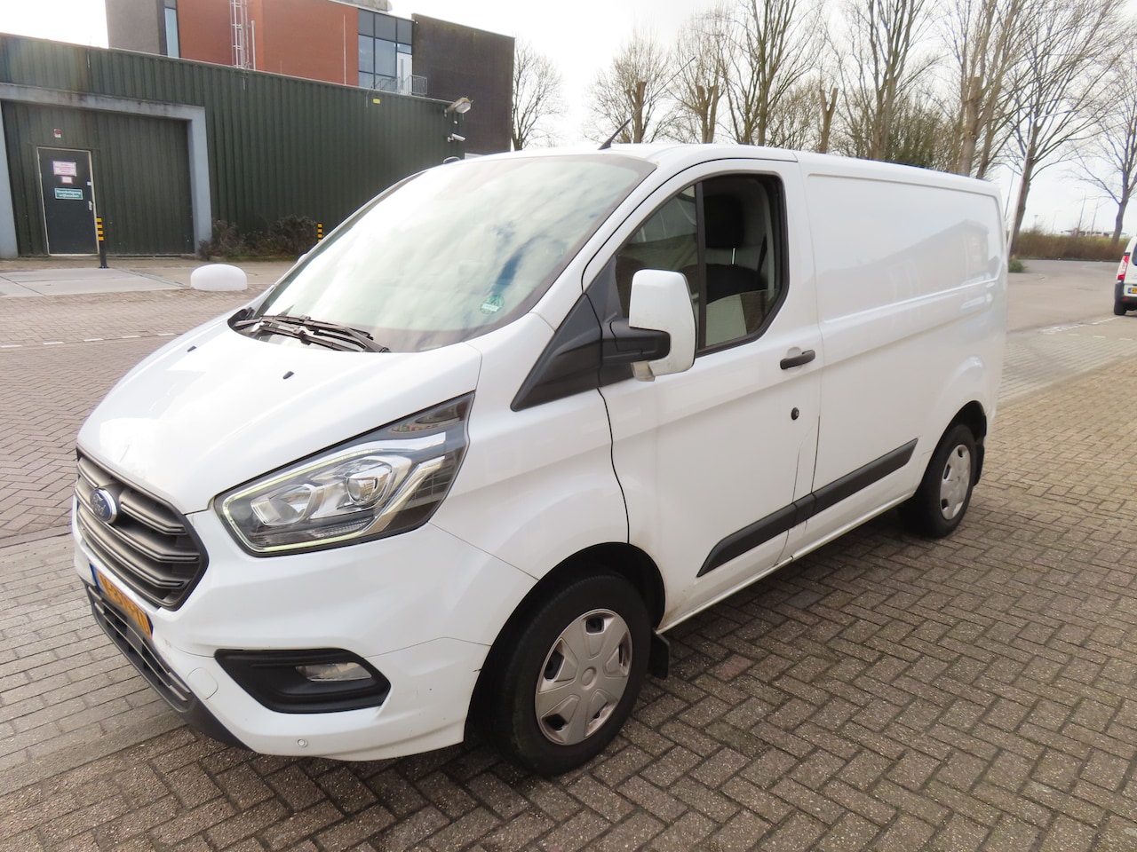 Ford Transit Custom - 280 2.0 TDCI L1H1 Trend *EXPORT*Navigatie* - AutoWereld.nl