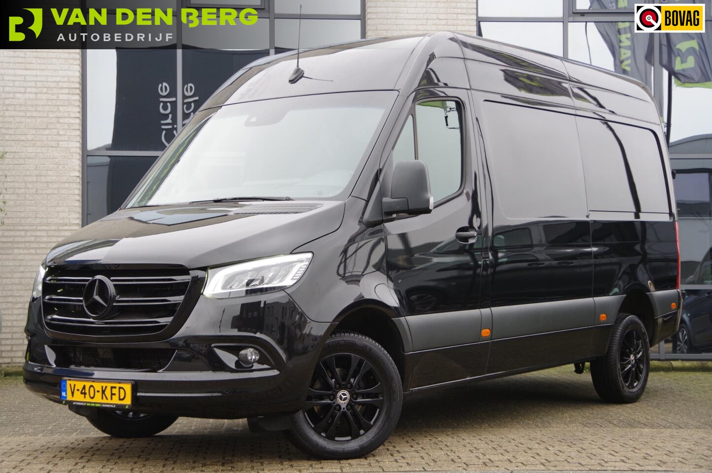 Mercedes-Benz Sprinter - 317 1.9 CDI L2H2 AUT. LED, MBUX 10'', ADAPT. CRUISE, CAMERA, NAVI, STOELVERWARMING, CLIMA - AutoWereld.nl