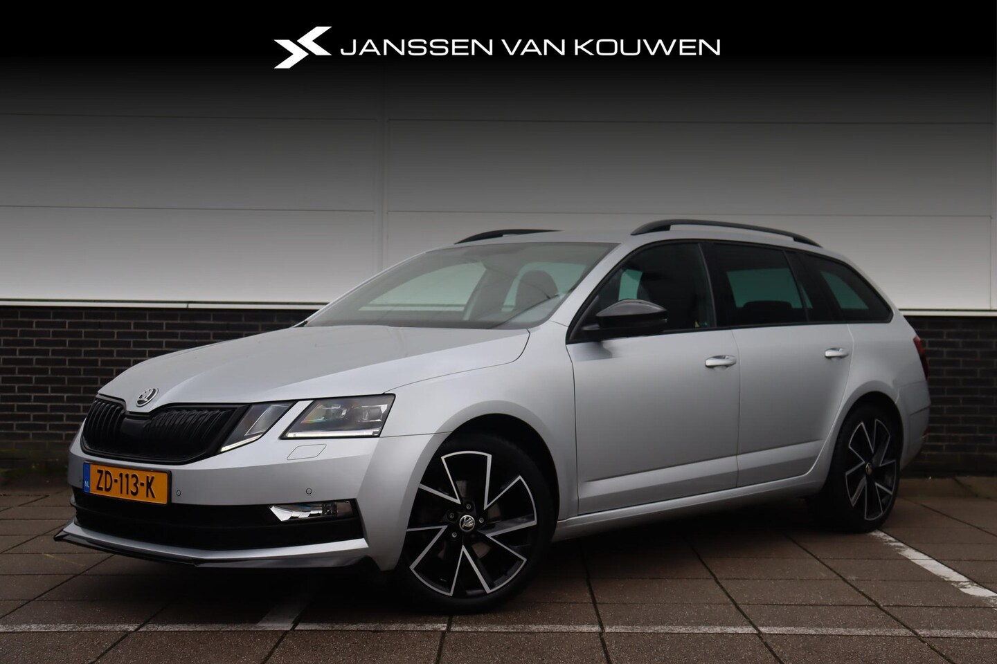 Skoda Octavia Combi - 1.0 TSI Greentech Sport Business * Navi * Trekhaak * - AutoWereld.nl