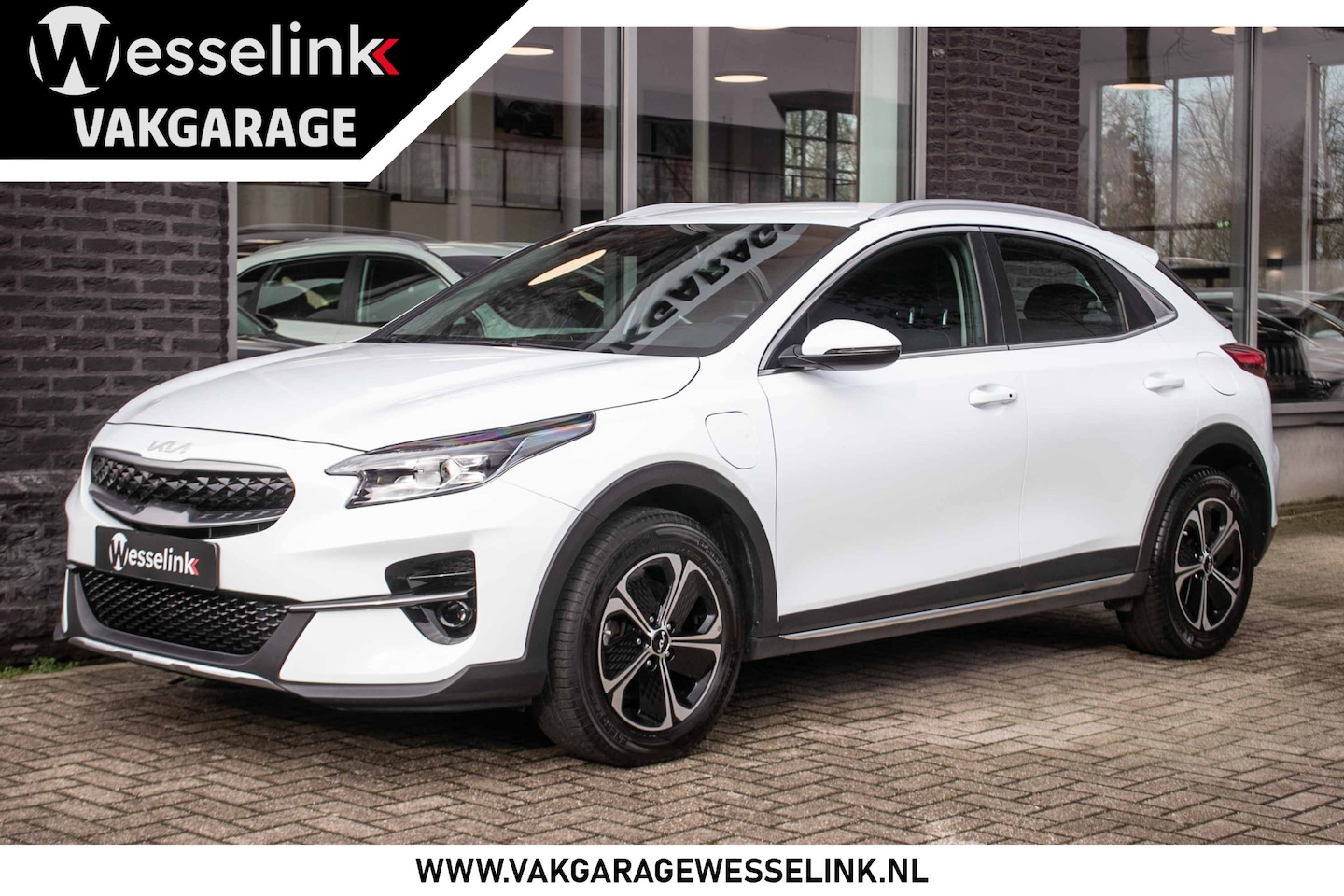 Kia XCeed - 1.6 GDi PHEV DynamicLine - All-in rijklrprs | DAB | Apple cp/Android auto - AutoWereld.nl