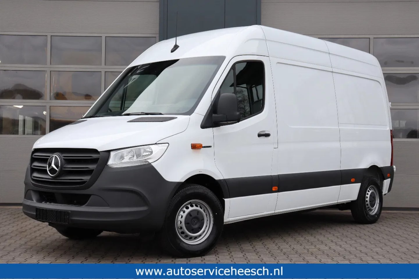 Mercedes-Benz Sprinter - e-Sprinter 47KWh 312 L2H2 l NIEUW l CAMERA l STOELVERWARMING - AutoWereld.nl