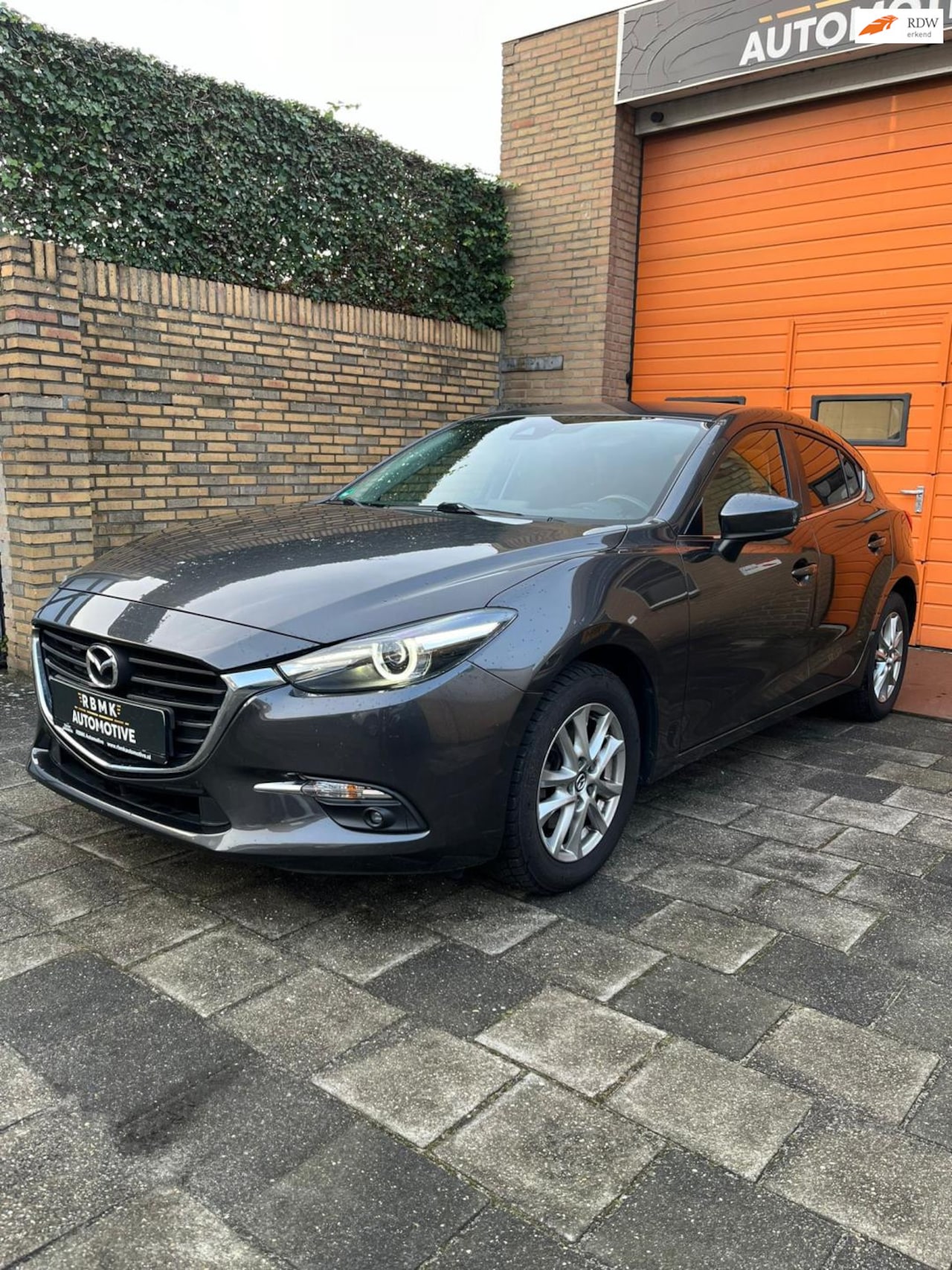 Mazda 3 - 2.0 SkyActiv-G 120 SkyLease GT 2.0 SkyActiv-G 120 SkyLease GT - AutoWereld.nl