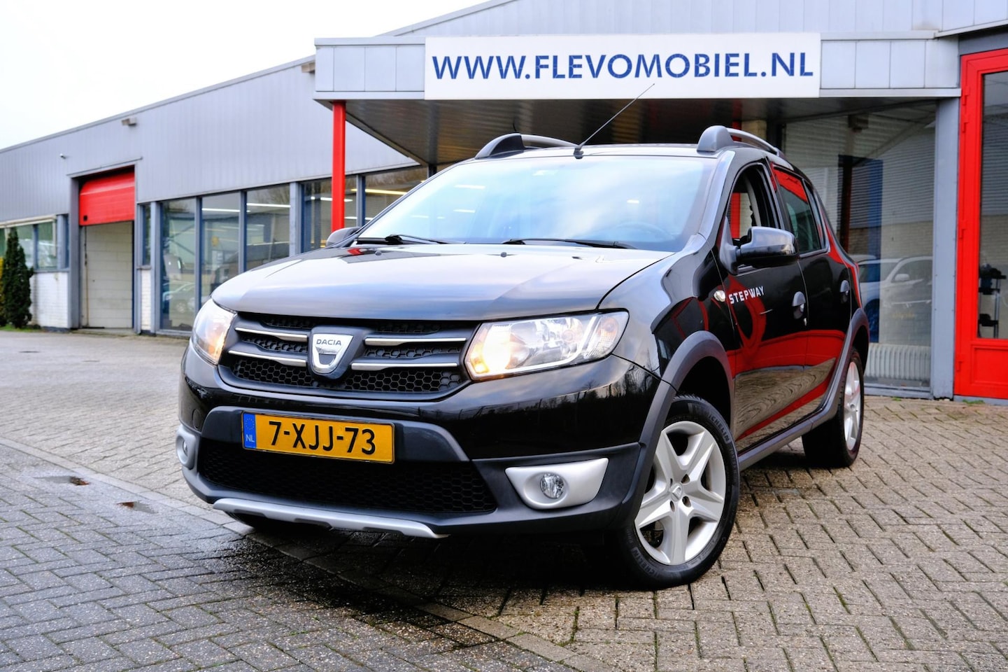 Dacia Sandero Stepway - 0.9 TCe Lauréate Navi|1e Eig|Airco|Cruise - AutoWereld.nl