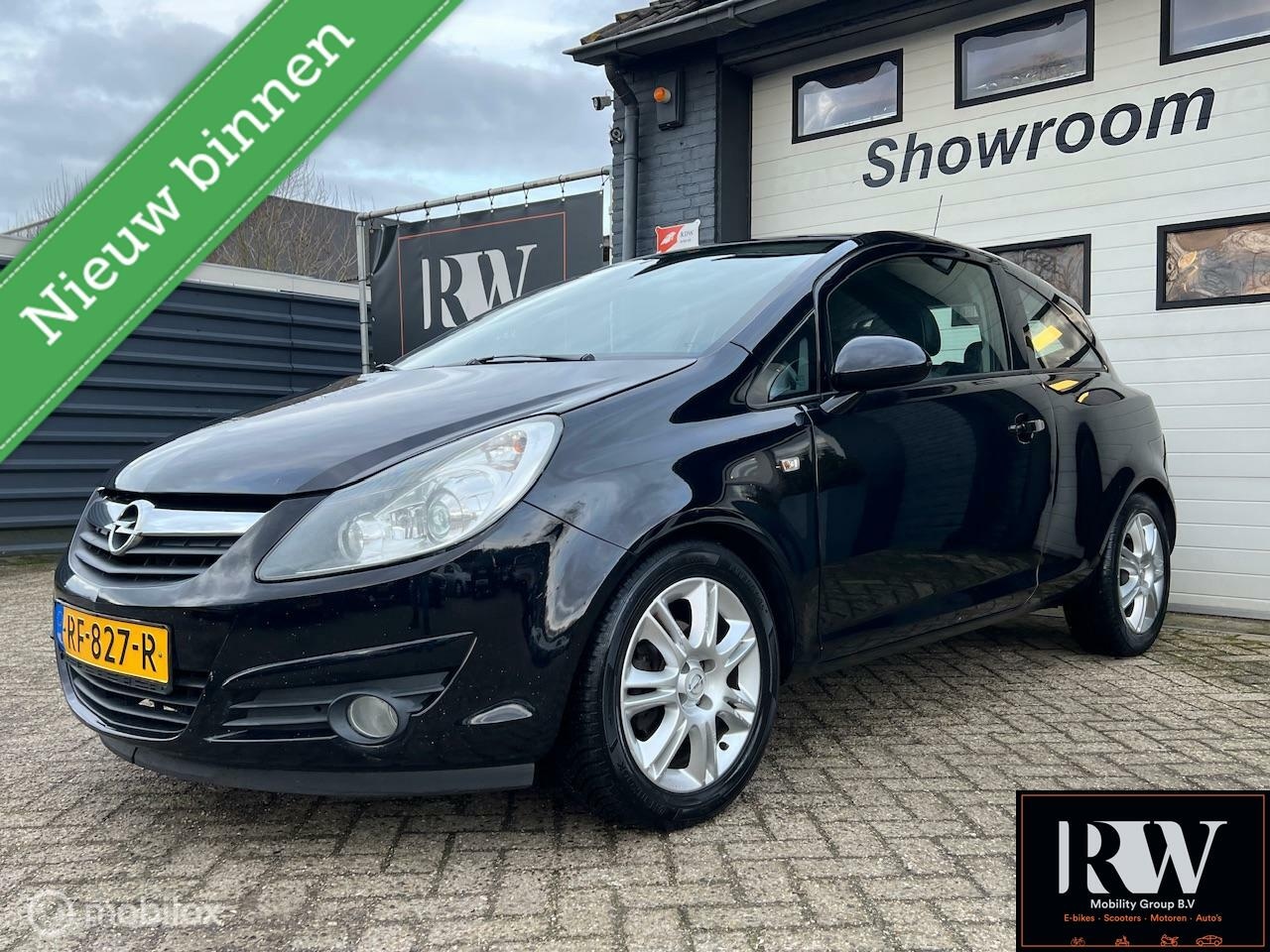 Opel Corsa - 1.2-16V Edition airco, cruise, half-leder,nwe apk - AutoWereld.nl