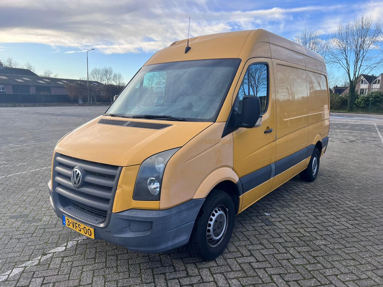 Volkswagen Crafter - 35 2.5 TDI L2H2 DC SEMI AUTOMAAT - AutoWereld.nl