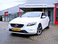 Volvo V40 - 2.0 D2 R-Design Navi|Clima|LMV|Leder-Alcantar