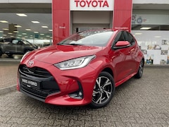 Toyota Yaris - 1.5 Hybrid 115 First Edition | Keyless entry + start | Apple Car